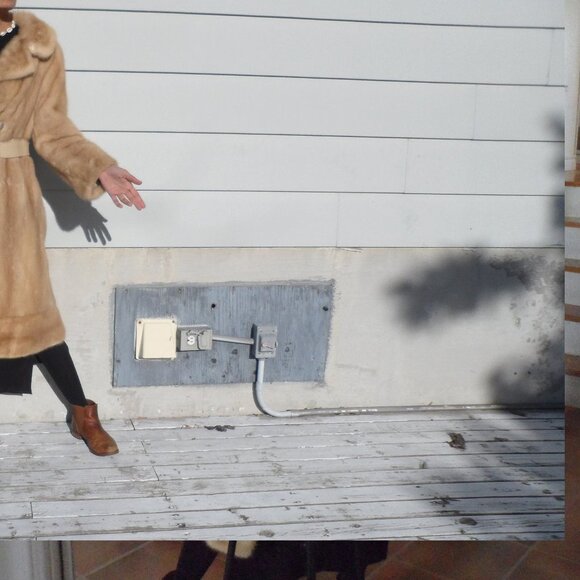 Mink Fur Coat - Picture 2 of 9